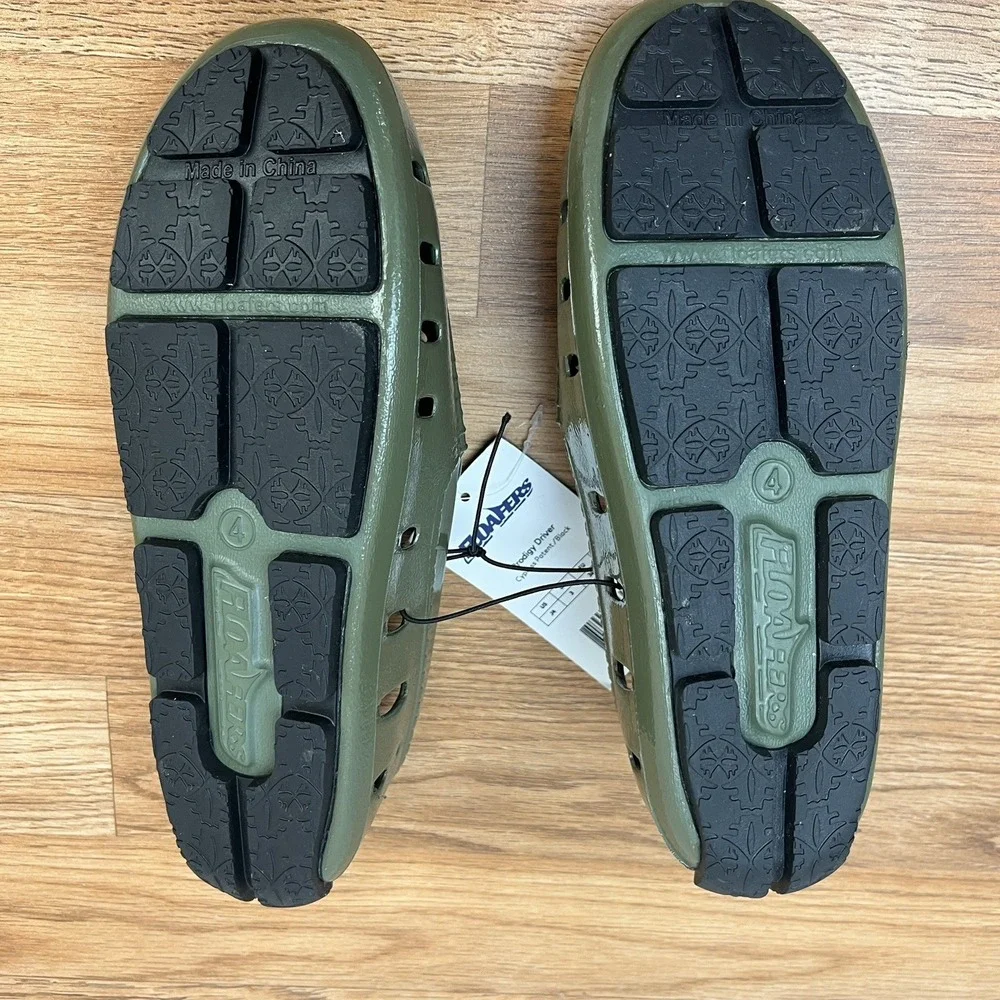 Floafers Prodigy Driver Patent Cypress Green Loafers‎ Shoes Big Kids Size 4 NEW